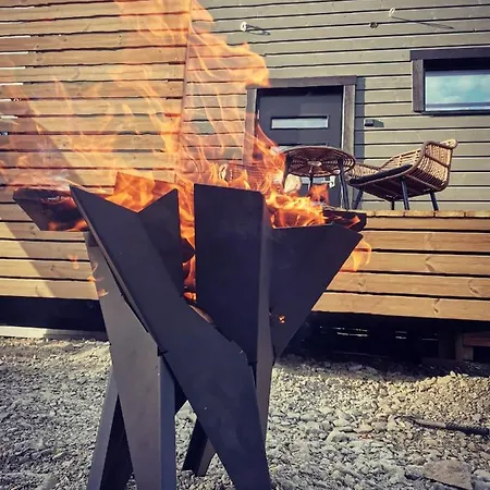 Levi Secret Igloo Ruska בקתה