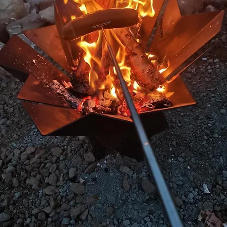 Levi Secret Igloo Ruska בקתה *