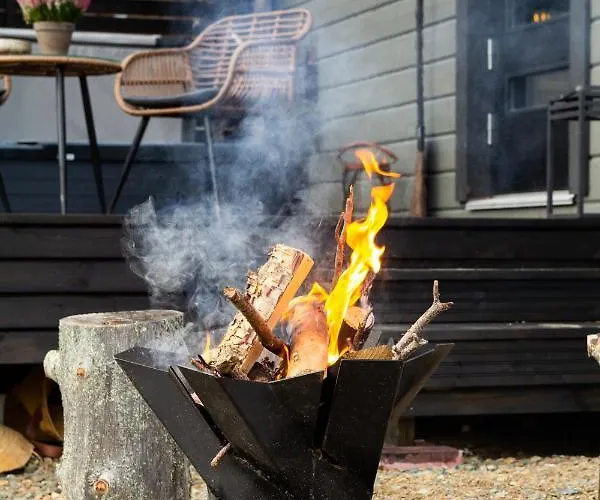 Levi Secret Igloo Ruska Lomamökit